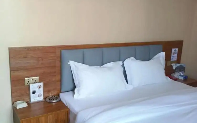 China City Hotel