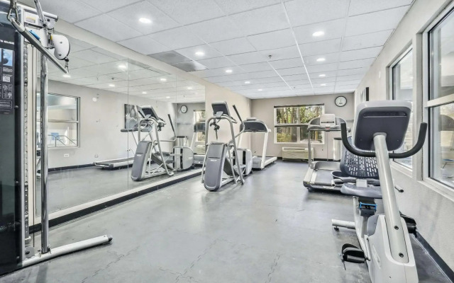 Country Inn & Suites by Radisson, Chicago O'Hare South, IL