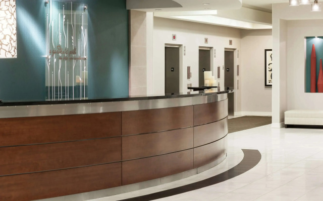 Hilton Garden Inn Denver Downtown