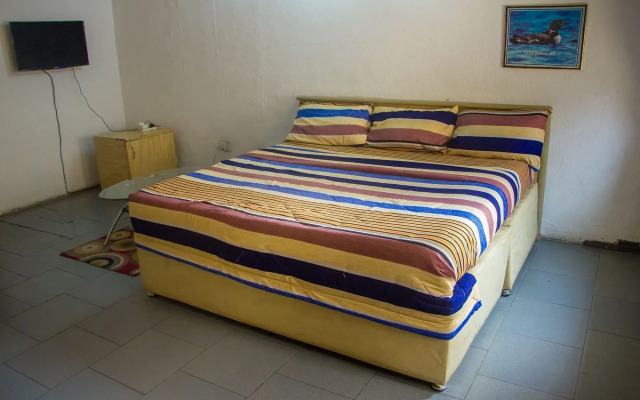 Oak Hotels
