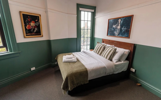 Courthouse Hotel