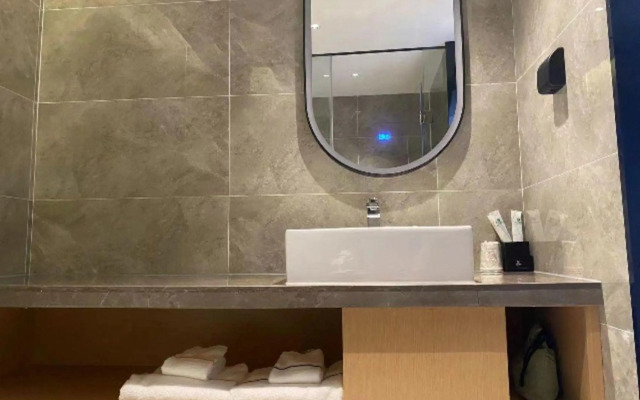 City Comfort Inn Huizhou College Ganghui Jinshan Lake