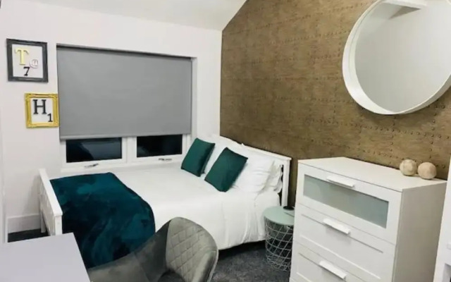 Townhouse Plus @ Lower Beth Street Stoke