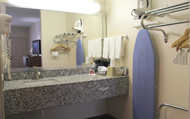 Baymont by Wyndham Franklin