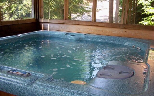 203 Tranquility - 5 Br Cabin