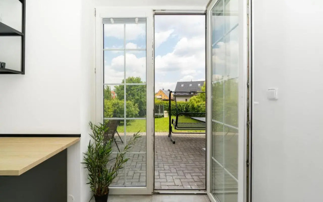 Spacious House 100m2 with Garden, Grill and Parking