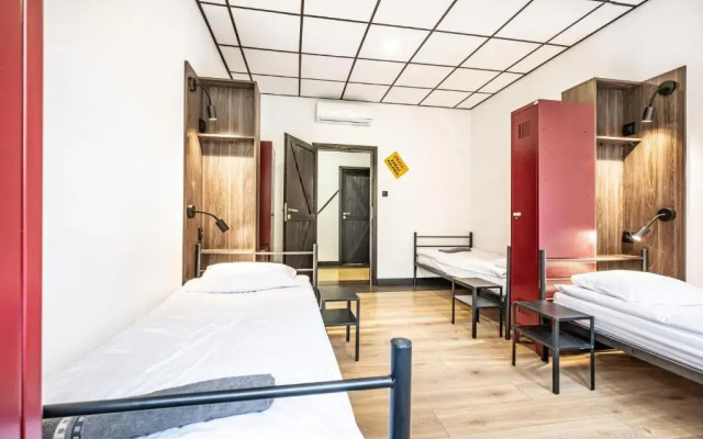 Vola Hostel