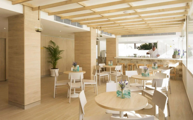 HSM Son Verí - Adults Only