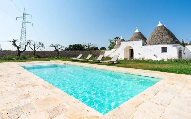 4152 Trulli Salsapariglia by Perle di Puglia