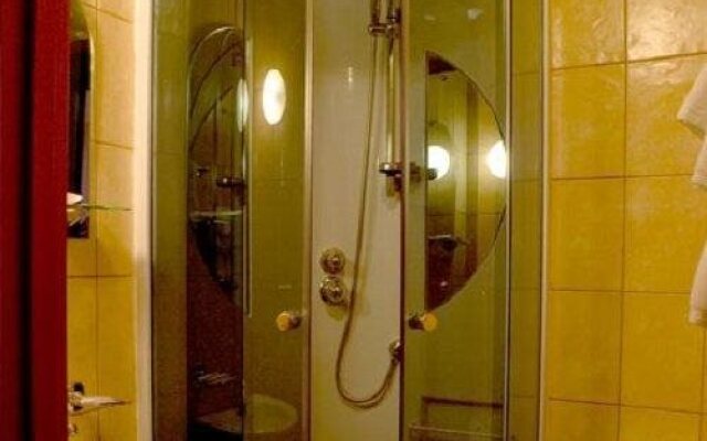 Alyans Vidnoe Hotel