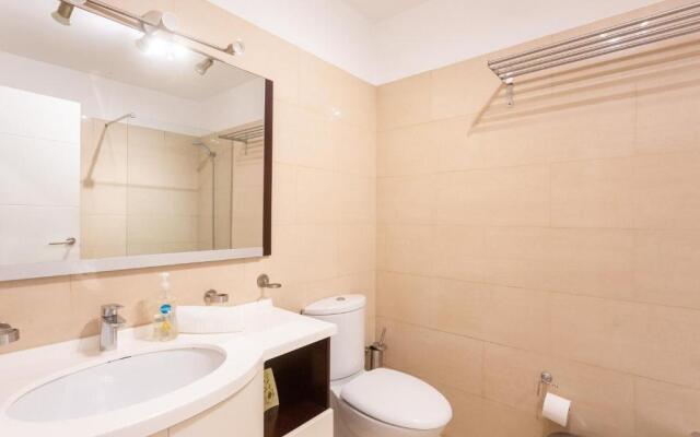 1327 La Quinta Heights