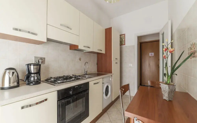 Aurelio Apartment Near the MM Ubaldi