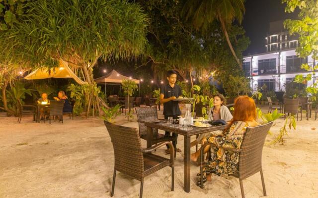 Atoll Residence Dhangethi