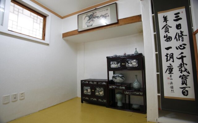 Inwoo House