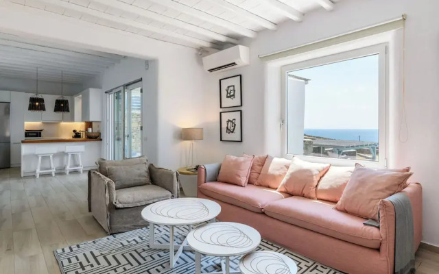 Waterfront Villa Angelika Pink Pelikan