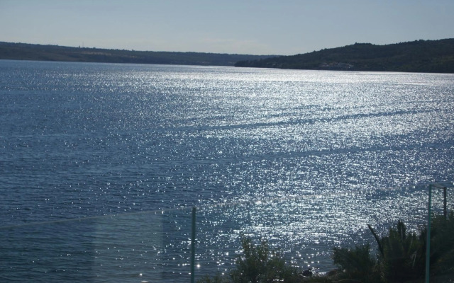 Palms & Beach Maslenica