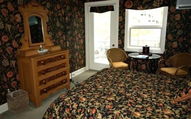 Sylvan Inn Bed & Breakfast