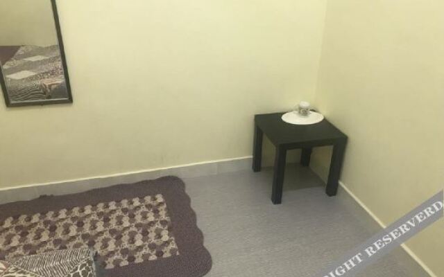 Roomstay Kuala Nerus Gated Parking
