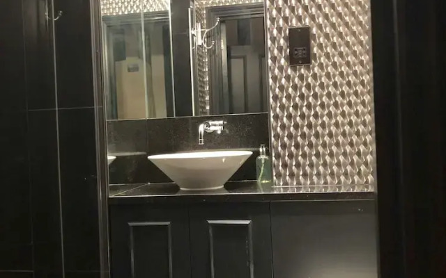 Claverton Street Apartment