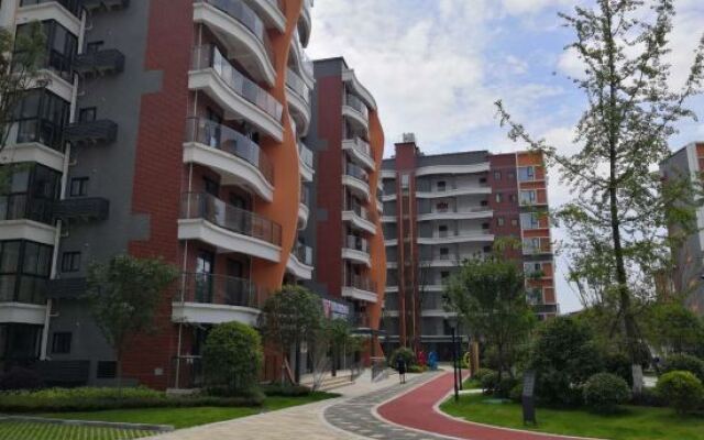 Chuanshihu Hotel Park