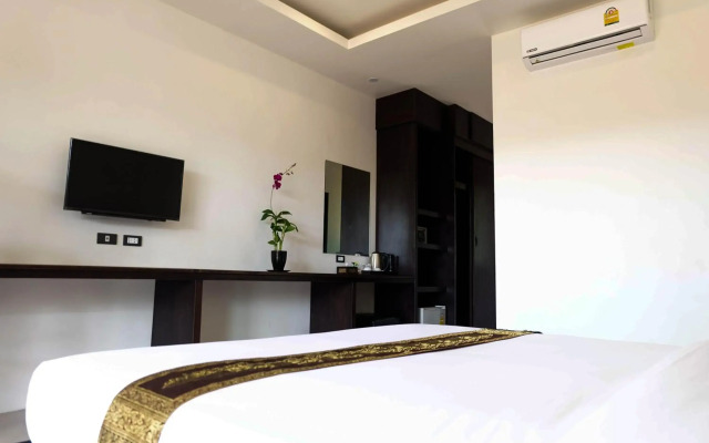 The Oasis Khaolak Resort