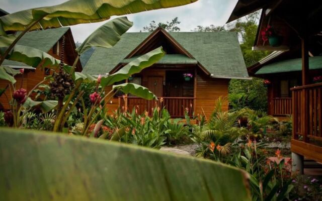 Sisakuna Lodge