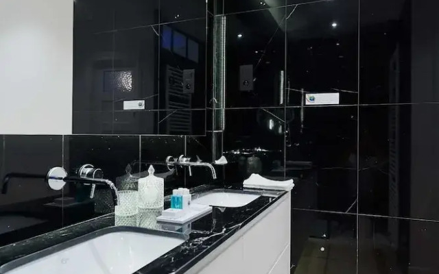 Suites 124