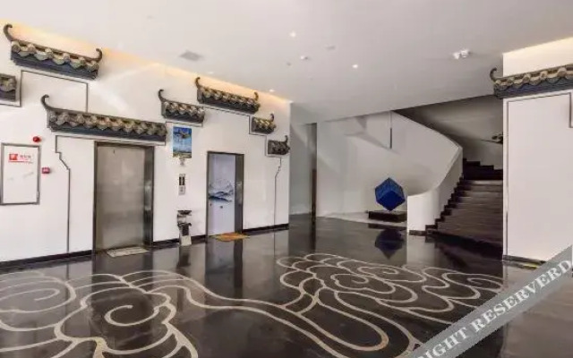 Yulin Dream Garden Courtyard Hotel