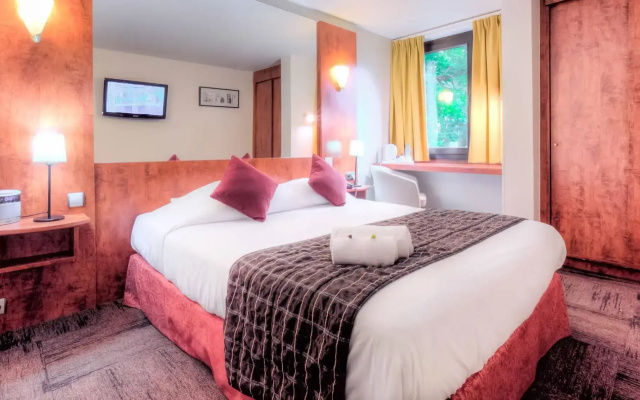 Logis Hotel Restaurant des Acacias Lille Tourcoing