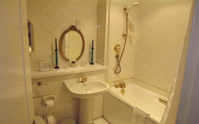 The Hotel Broughty Ferry