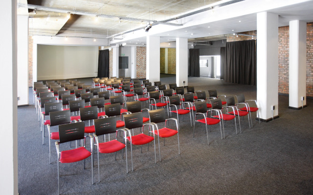 Protea Hotel Fire & Ice by Marriott Cape Town