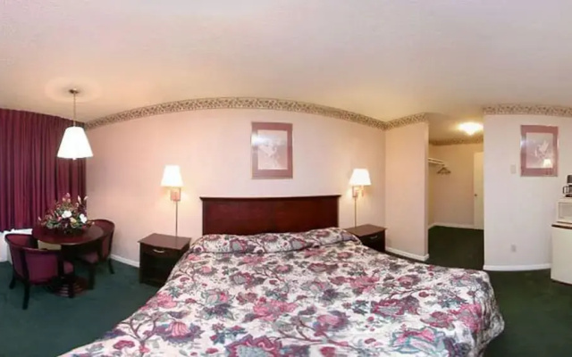 Yorktown Motor Lodge