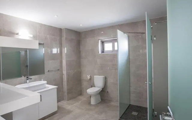 Villa Sienna AQ Ga98