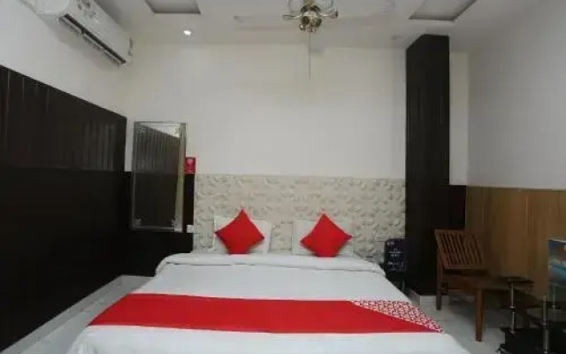 Hotel Grand A-star by OYO Rooms