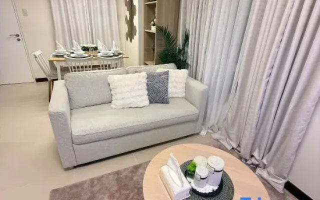 The Camden Place Condo Unit
