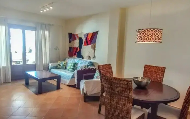 Lovely 2-bed Apartment in Costa Esuri