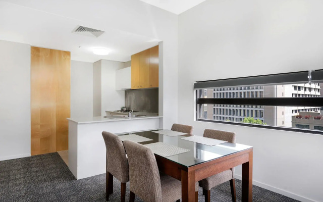 Melbourne CBD Central Apartment Hotel