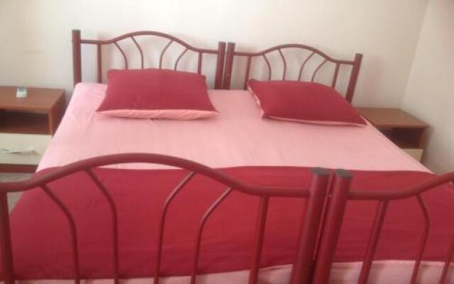 Milana Guest House