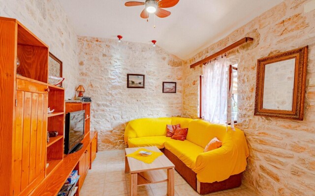 Awesome Home in Prigradice With Wifi and 4 Bedrooms