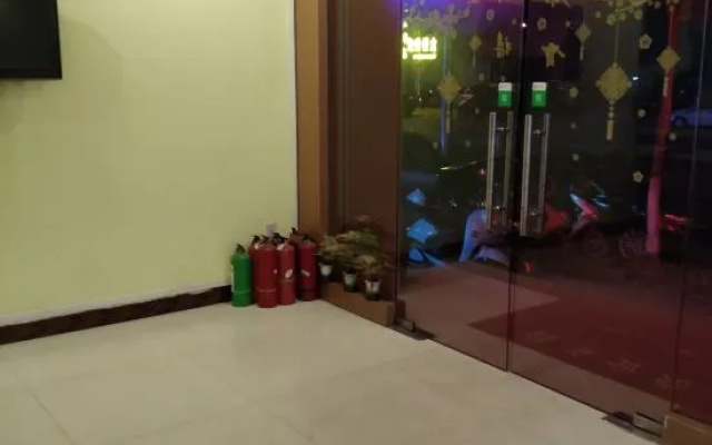 Fangchenggang Fuhao Convenience Hotel (Fangcheng No.4 Elementary School Shop) – Hotel Rooms – Fangchenggang