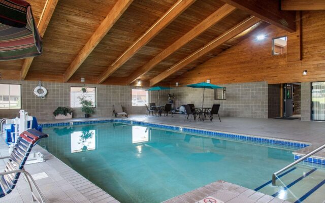 Lexington Inn and Suites