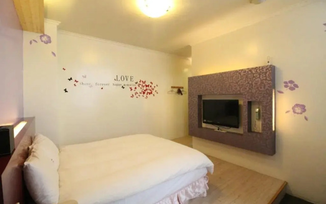 Cocos Hot Spring Hotel