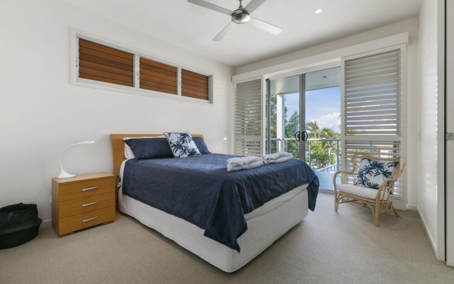 Sunshine Beach, Self Contained Unit, Beach Views - Unit 2 Elouera, 44 Elanda Street – Guest Rooms – Sunshine Beach