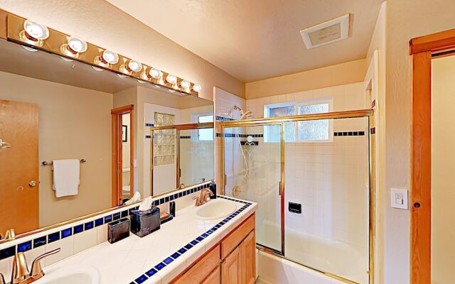 7670 Tahoe Vista - 3 Br Home