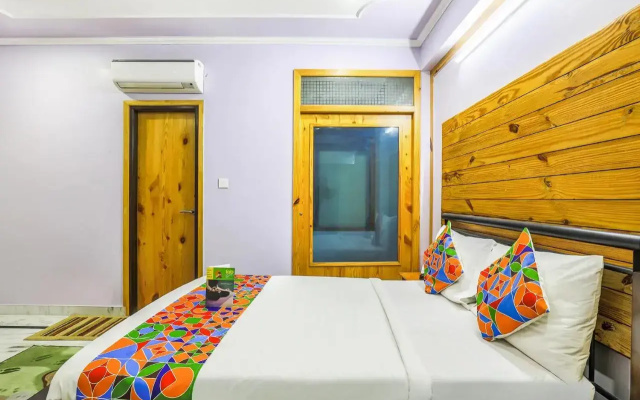 FabHotel The Lodge