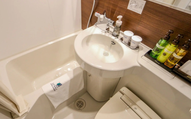 HOTEL LiVEMAX Tokyo Shiomi Ekimae