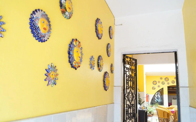 Casa de los Soles B&B Hostel