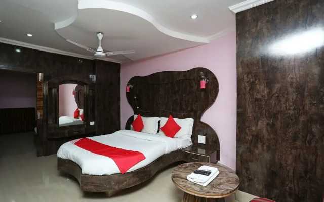 Hotel Benjamin by OYO Rooms
