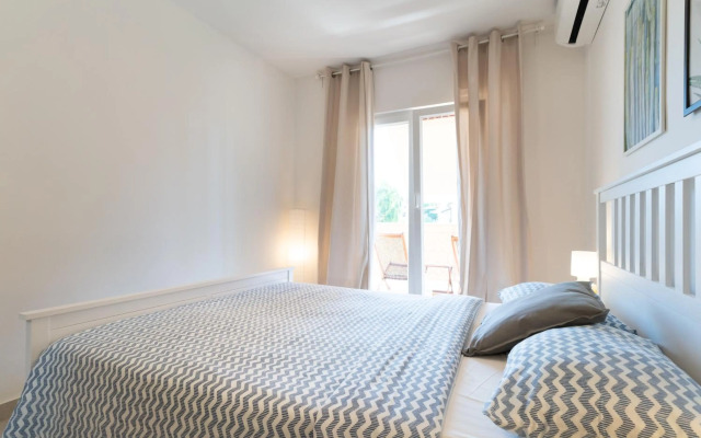 Sunny & Charming Apartment with 2 free bikes