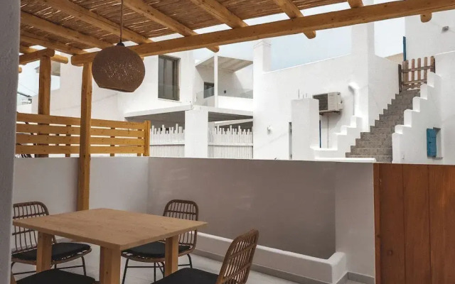Alonia Suites